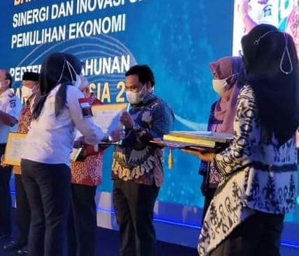 Wabup Asman Terima Penghargaan dari Bank Indonesia Perwakilan Sulsel