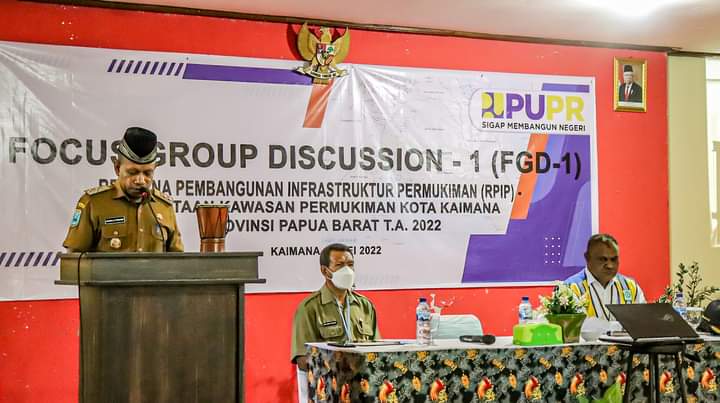 Wakil Bupati Hasbulla Furuada Saat Membuka acara FGD (foto: www.detikindonesia.co.id)