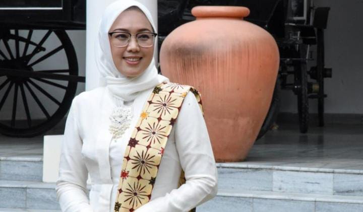 Anne Ratna Mustika, Istri Sekaligus Bupati Purwakarta, Jawa (Doc: CNN/ DETIK Indonesia)