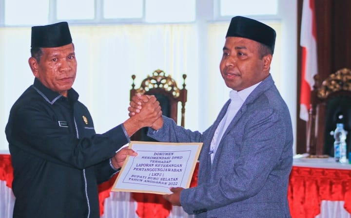 DPRD Bursel Gelar Paripurna Menerima LKPJ Bupati Tahun 2022 (detikindonesia.co.id)