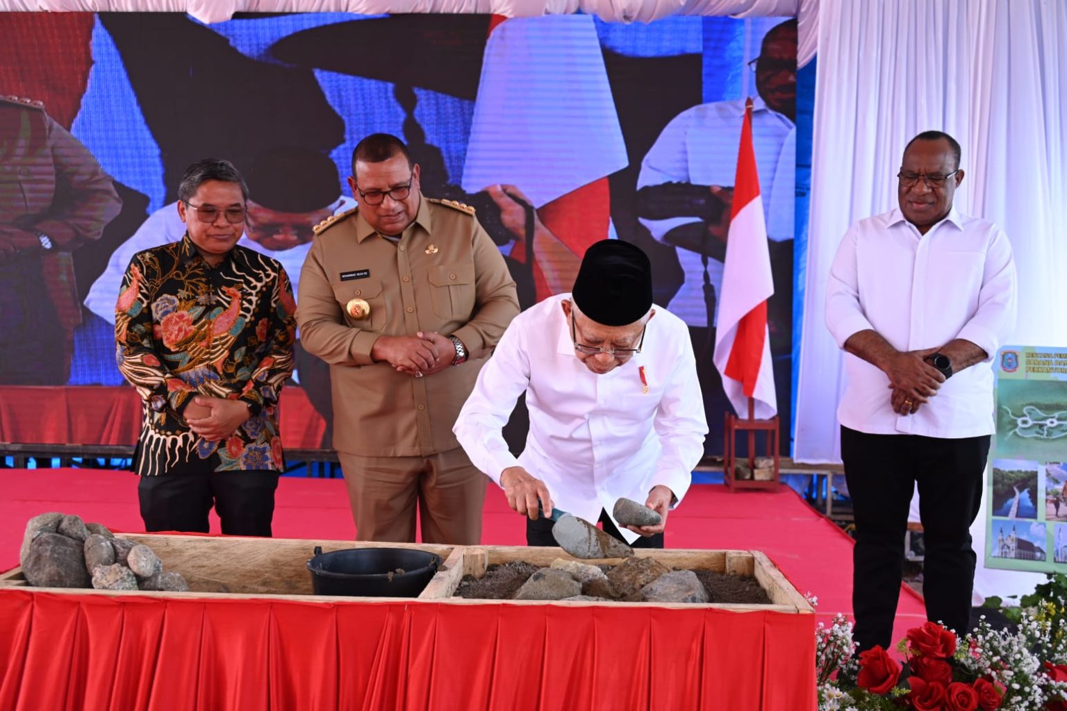 Dihadiri Wapres RI dan Pj Gubernur Peletakan Batu Pertama Sentra Sarana Prasarana, (detikindonesia.co.id)