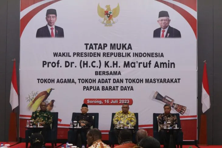 Wakil Presiden RI Ma’ruf Amin Berdialog Dengan Tokoh Agama dan Adat di Sorong, Papua Barat Daya, (detikindonesia.co.id)