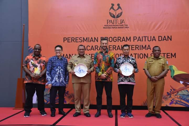 Gubernur Pj. Papua Barat Daya Muhammad Musa'ad Bersama Bupati Sorong Launching PAITUA (detikindonesia.co.id)