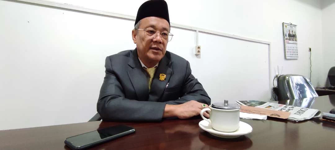 Ketua DPC (Dewan Pimpinan Cabang) Partai Hanura Kota KedirI Bambang Giantoro menyebut konstelasi Pileg 2024 mendatang lebih kompetitif jika dibandingkan pileg 5 tahun lalu (detikindonesia.co.id)