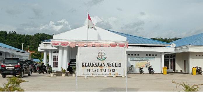 Foto: Kantor Kejari Kabupaten Pulau Taliabu, Maluku Utara. (doc: istimewa/DETIKIndonesia)