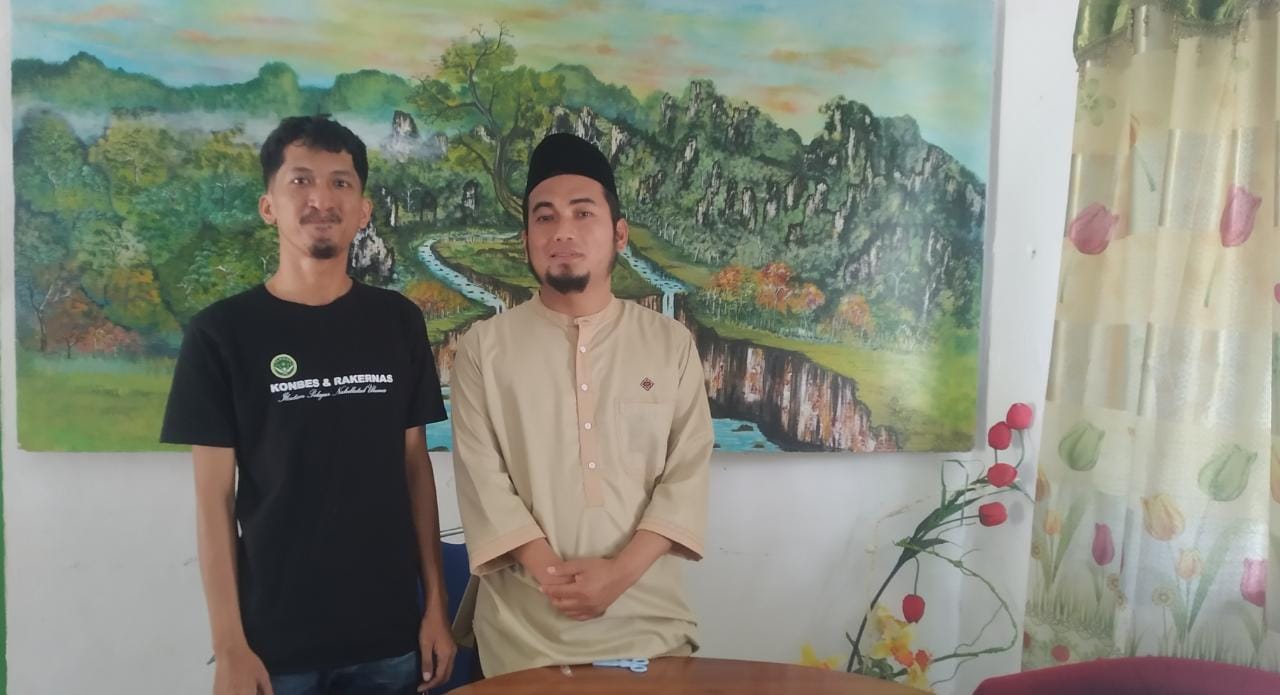 IPNU Enrekang dan Direktur Pondok Pesantren Rahmatul Asri Maiwa (detikindonesia.co.id)