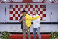 Walikota Tidore Mendapat Penghargaan Dari Keluarga Universiatas Indonesia (detikindonesia.co.id)