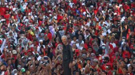 Jalan Sehat Ganjar Mahfud Meningkatkan Ekonomi Masyarakat (detikindonesia.co.id)