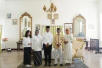 Kunjungan Calon Presiden Nomor Urut 01, Anies Baswedan Bersama Keluarga di Kedaton Kesultanan Ternate, Maluku Utara (detikindonesia.co.id) 