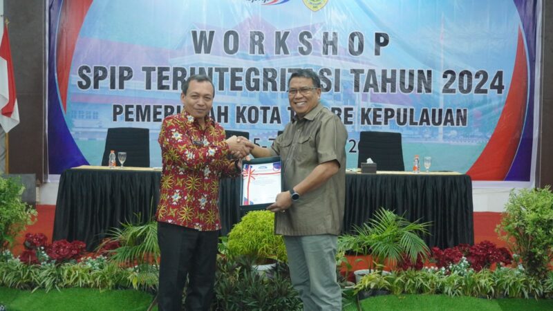 Sekretaris Daerah Kota Tidore Kepulauan Ismail Dukomalamo, Buka Kegiatan Workshop SPIP Terintegrasi 2024 (detikindonesia.co.id) 