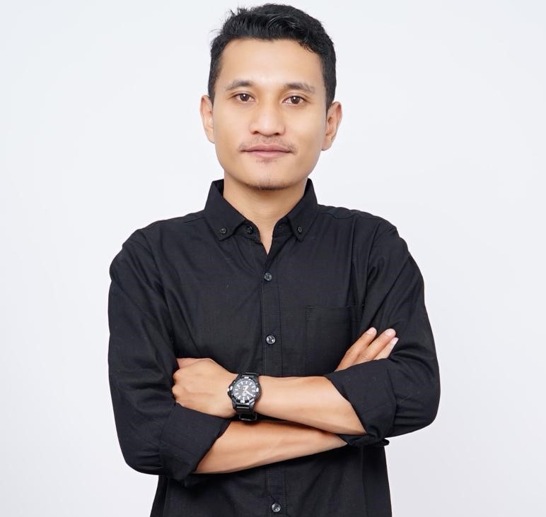 Alsaba S. Igobula, SM.,MM. (Alumni Pascasarjana Universitas Islam Malang)