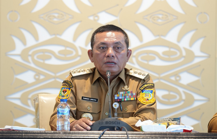 Penjabat Gubernur Papua, Ramses Limbong (Istimewa)