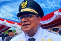 Pj Gubernur Papua Barat Daya Mohammad Musa'ad saat memberikan keterangan pers kepada wartawan usai bertindak selaku Irup pada HUT ke-2 Provinsi Papua Barat Daya. (FOTO : Dok - iNewsSorong.id - MEWA)