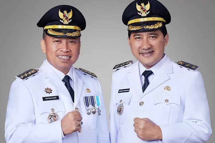 Walikota dan Wakil Walikota Depok, Supian Suri dan Chandra Rahmansyah (Detik Indonesia/Radar Depok)