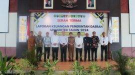 Bupati Maluku Tengah saat menghadiri langsung penyerahan Laporan Keuangan Pemerintah Daerah Unaudited Tahun 2024 (Detik Indonesia/Dinamika Maluku)