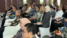 Bupati TTU, Yosep Falentinus Dellasale Kebo saat menghadiri audiens dengan kepala BPOM RI (Detik Indonesia/Nusrainside/Poldus Meomanu )
