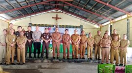 Bupati TTU, Yosep Falentinus Delasalle Kebo, S.IP.,M.A, usai membuka kegiatan rapat koordinasi (Rakor) bersama para camat, kepala desa dan lurah se-Kabupaten TTU, Selasa (25/3/2025). (Foto: Ist)