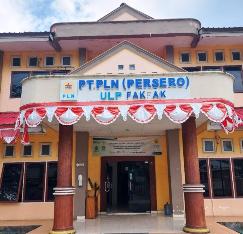 PLN Fakfak (Detik Indonesia/TRIBUNPAPUA)