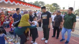 Bupati Sragen saat menghadiri acara pentas tari (Detik Indonesia//Pemkab Sragen)