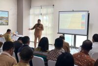 Bupati TTU Falent Kebo saat membahas isu strategis (Facebook Falent Kebo)