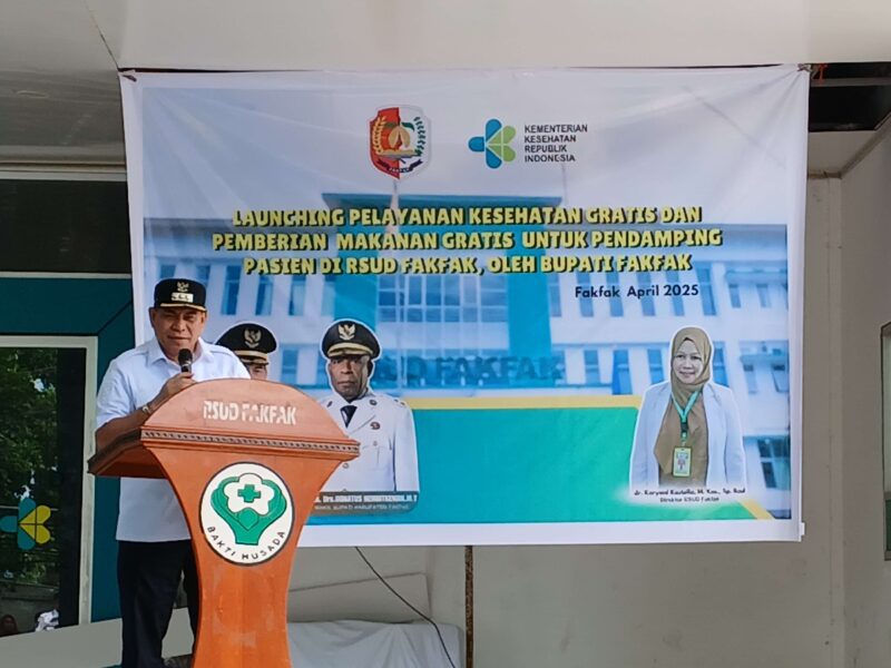 Bupati Samaun dahlan saat melaunching program pelayanan kesehatan gratis, (FRri/NicoAfloubun/Detik Indonesia)