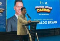 Bendahara Umum BPP HIPMI, Reynaldo Bryan, saat membuka Forum Bisnis Daerah BPD Hipmi, di AAS Building, Jalan Urip Sumohardjo Kota Makassar, Senin (14/04/2025). (Detik Indonesia/Republiknews)