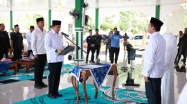 Bupati Tanah Bumbu, H. Andi Rudi Latif (Bang Arul), resmi melantik pengurus LPTQ Tanah Bumbu 2025–2030 di Pendopo Serambi Madinah, Sabtu (19/4/2025). (Detik Indonesia/Kalimantanlive.com/Desy)