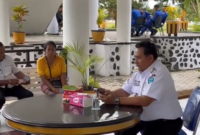 Momen Bupati TTU menerima aduan masyarakat Desa Noebaun (Tangkapan Layar Laman Pribadi Facebook @Yosep Falentinus Delasalle Kebo)