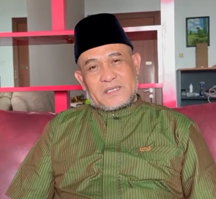 Bupati Ikram Umasugi (Detik Indonesia/Facebook Budi Nurlatu)