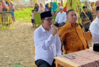 Bupati Maluku Tengah saat mendampingi Wagub Maluku (Detik Indonesia/Facebook @Humas Protokol Mateng)