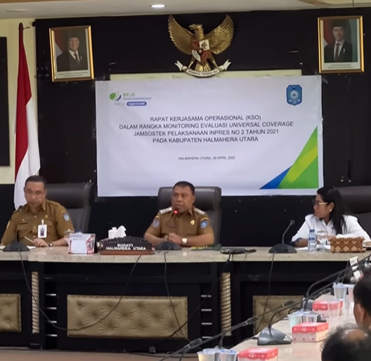 Bupati Halut saat mencanangkan program jaminan sosial untuk pekerja rentan sektor informal, dibiayai dari Dana Desa. (Detik Indonesia/Halut Setara)