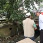 Wali Kota Bekasi, Tri Adhianto, meninjau Jembatan Nol Rawalumbu di Kelurahan Sepanjang Jaya. FOTO: ISTIMEWA