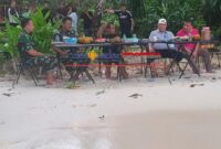 Menteri ESDM bersama Bupati Fakfak (Sumber : Mataradarindonesia)