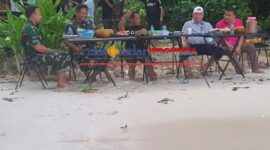 Menteri ESDM bersama Bupati Fakfak (Sumber : Mataradarindonesia)