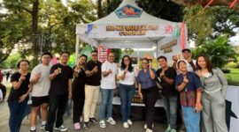 HIPMI Kabupaten Buleleng saat membuka stand di Malam Apresiasi Seni HUT Kota Singaraja ke 421 di RTH Bung Karno (Detik Indonesia/Balipuspa)