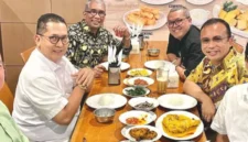 Sekelompok alumni Universitas Trisaksi menggagas tiga pilar Trisakti Utama jelang Rapat Umum Anggota (RUP) IKA Trisaksi (DETIK INDONESIA/ANTARA/HO-Dokumentasi Pribadi)