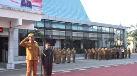 Bupati Bengkalis Kasmarni diwakili Wakil Bupati Bengkalis, H Bagus Santoso, menghimbau agar seluruh Aparatur Sipil Negara (ASN) tetap terus bersemangat dalam membangun Kabupaten Bengkalis yang Bermarwah, Maju dan Sejahtera, serta Unggul di Indonesia. (Detik Indonesia/Diskominfotik Bengkalis)