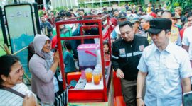 Walikota Bogor saat meninjau operasi angkot (Sumber : Humas Kota Bogor)