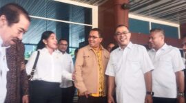 Gubernur Nusa Tenggara Timur (NTT), Melki Laka Lena tiba di Bandara H.Hasan Aroe Boesman Ende disambut Bupati Ende Yosef Benediktus Badeoda, Bupati Nagekeo, Simplisius Donatus,Wakil Bupati Ende Dominikus Minggu Mere,Anggota DPRD Ende,Sekda Ende, Rabu,(2/4/2025) (Detik Indonesia/Rofinus/RRI)