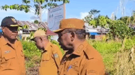 Bupati Waropen FX Mote (Detik Indonesia/Forum Waropen Membangun/Abel Mote)