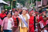 Puteri Indonesia Maluku 2025 Komit Promosi Potensi Wisata DaerahPuteri Indonesia Maluku 2025 Sharon Sahetapy saat mengunjungi itawaka, Saparua, Maluku Tengah, baru-baru ini (foto: ist)