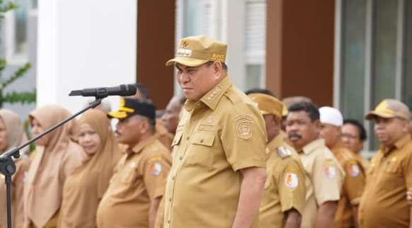 Bupati Kabupaten Fakfak, Samaun Dahlan,(Detik Indonesia/Rri/NicoAfloubun)