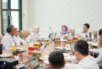 Bang Arul pimpin rapat efisiensi anggaran di Gunung Tinggi selama 2 hari berturut-turut. (MC TANBU)