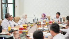 Bang Arul pimpin rapat efisiensi anggaran di Gunung Tinggi selama 2 hari berturut-turut. (MC TANBU)