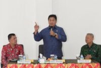Wakil Menteri Transmigrasi (Wamentrans) Viva Yoga Mauladi (tengah) (Foto: Ist/Kementrans)