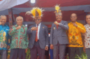 Bupati Warope saat HUT Waropen ke 22 tahun (Sairerinews/Detik Indonesia)