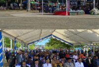 Bupati Raja Ampat, Orideko Iriano Burdam, S.IP, MM, M.Ec.Dev saat memimpin Upacara HUT Kabupaten Raja Ampat ke 22 Tahun 2025, Jumat (9/5/2025). Foto Hizkia/TN/Detik Indonesia