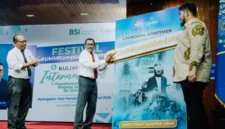 Rektor UMM Prof. Nazaruddin Malik, M.Si melaunching program #KampusBerdampak untuk memberikan kemaslahatan yang lebih kepada masyarakat. (Detik Indonesia/Malangposcomedia)