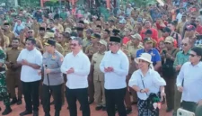Gubernur Maluku dan Forkopimda berkunjung ke Maluku Tenggara disambut Bupati M Taher Hanubun (Antara/HO-Pemkab Malra/Detik Indonesia)