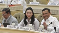 Gubernur Malut saat raker dengan DPR (Detik Indonesia/TribunTernate)